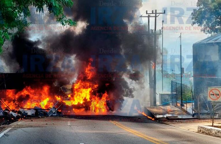 En Acapulco… Un muerto y cuatro lesionados en explosión de pipa con Diesel en la Avenida Escénica