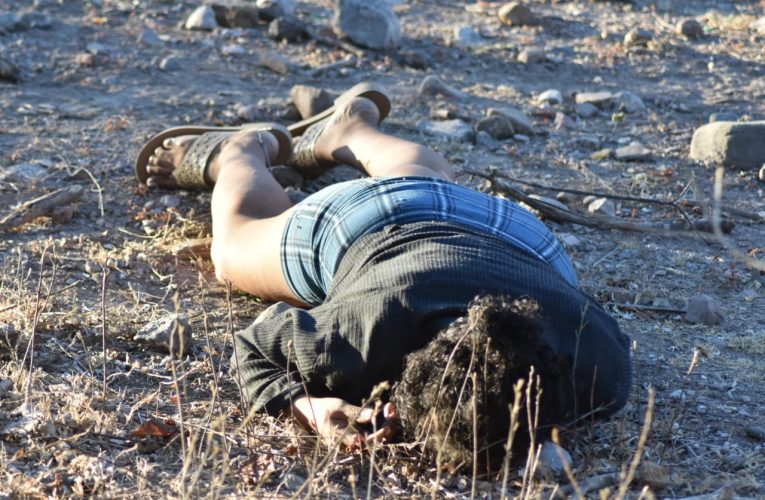 Hallan ejecutada a una joven mujer con un balazo en la cabeza, en Zumpango